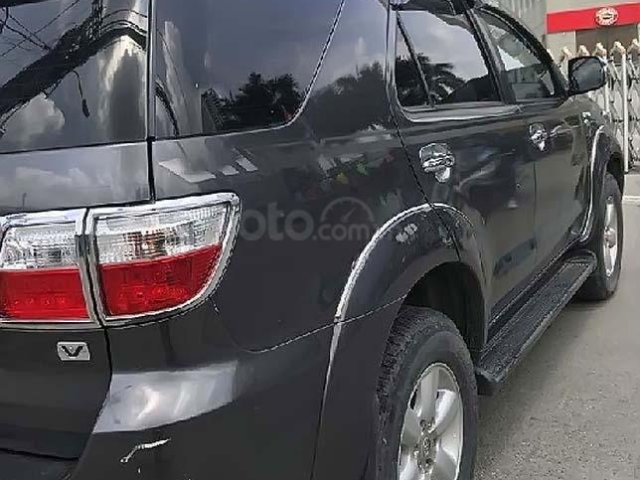 Cần bán lại xe Toyota Fortuner 2.7V 4x4 AT 2010, màu xám, giá 448tr0