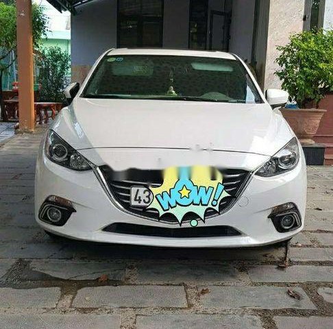 Bán Mazda 3 đời 2016, màu trắng số tự động, giá 560tr0