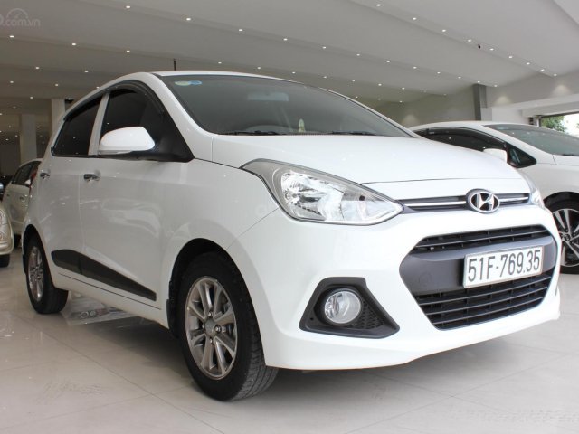 Bán ô tô Hyundai Grand i10 1.2 AT đời 2016, màu trắng, nhập khẩu nguyên chiếc Ấn Độ0