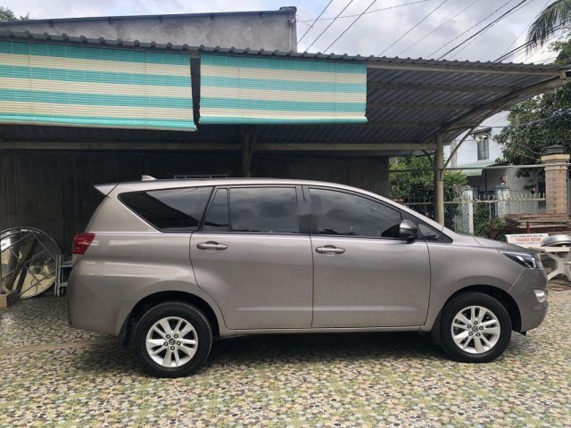 Bán Toyota Innova đời 2018, chính chủ