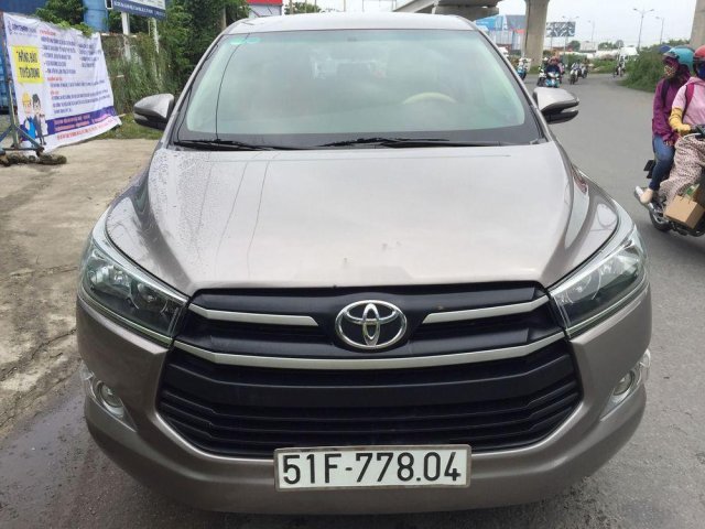 Bán Toyota Innova 2.0E sản xuất năm 2016 như mới, giá chỉ 627 triệu