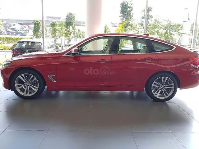 Bán xe BMW 3 Series 320i GT năm sản xuất 2019, màu đỏ, nhập khẩu nguyên chiếc0