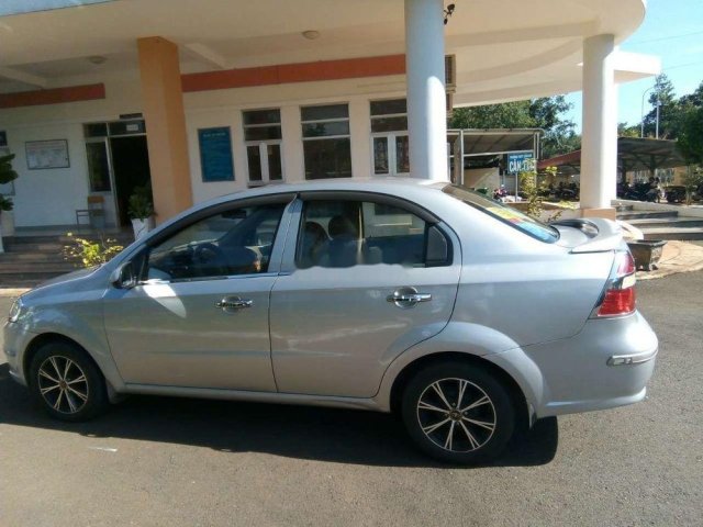 Cần bán Chevrolet Aveo 2009, màu bạc số sàn 0