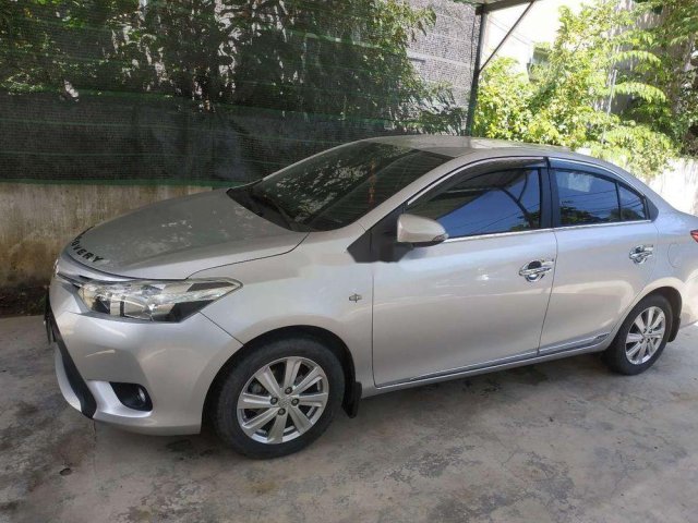 Bán Toyota Vios đời 2014, màu bạc, 379tr