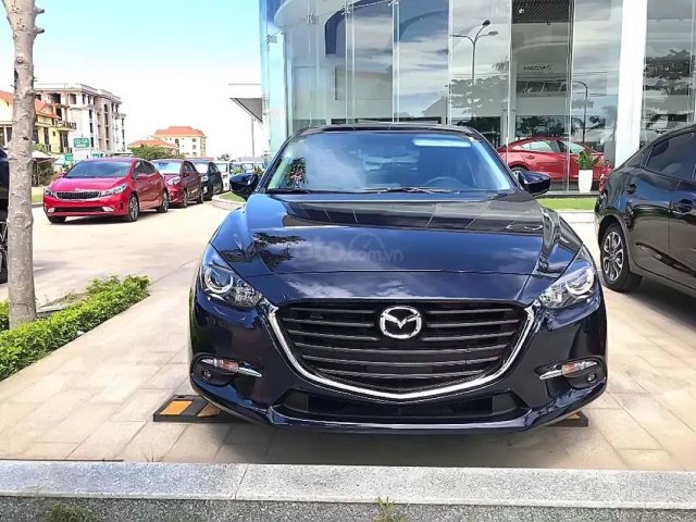 Mazda Quảng Ngãi bán Mazda 3 đời 2019, màu xanh lam0