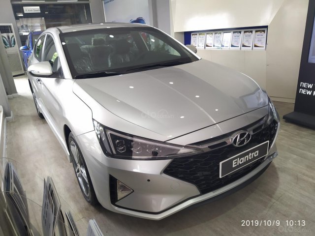 Bán Hyundai Elantra 1.6AT Sport 2019 - xe đủ màu- giao ngay0