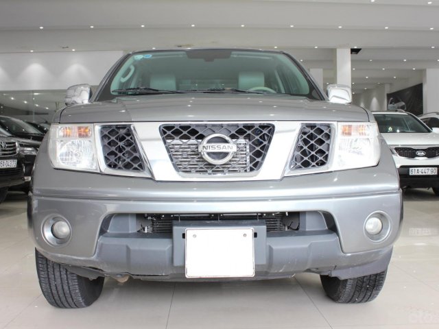 Cần bán Nissan Navara XE 2.5 AT đời 2013, màu xám (ghi), nhập khẩu Thái, biển Sài Gòn0