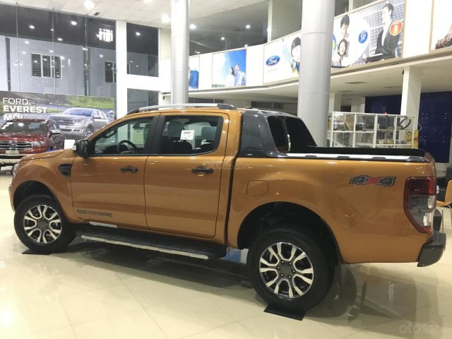 Bán xe Ford Ranger Wildtrak 4x4 2019, đủ màu, giá tốt, tặng full phụ kiện, LH 0911819555