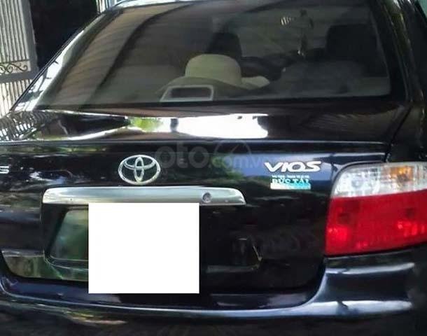 Cần bán gấp Toyota Vios 1.5MT năm 2004, màu đen, giá tốt