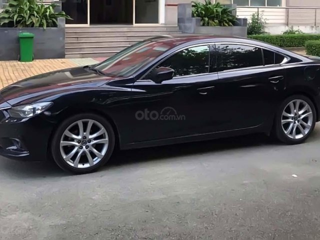 Cần bán Mazda 6 2.5 sản xuất 2012, màu đen, nhập khẩu 