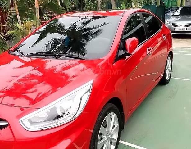 Bán Hyundai Accent 1.4 AT sản xuất 2016, màu đỏ, xe nhập 0