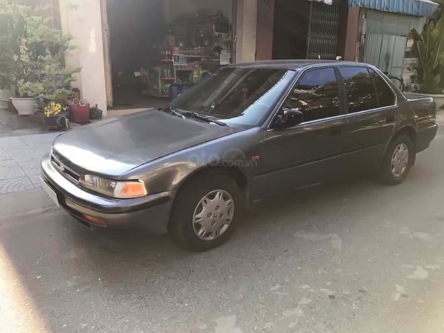 Cần bán Honda Accord 2.0 MT năm sản xuất 1993, màu xám, nhập khẩu  0