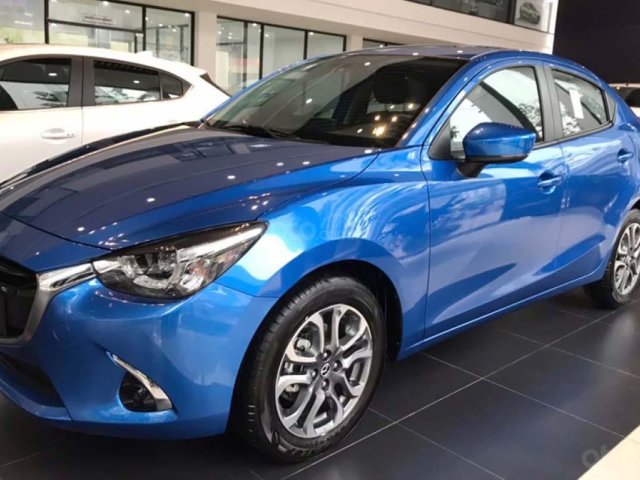 Bán Mazda 2 Premium 2019, màu xanh lam, xe nhập0