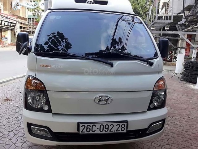 Cần bán Hyundai Porter sản xuất năm 2012, màu trắng, nhập khẩu