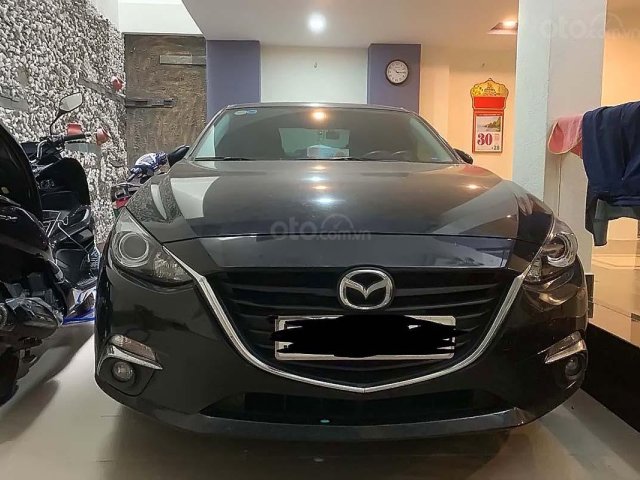 Cần bán Mazda 3 đời 2016, màu đen, xe gia đình 