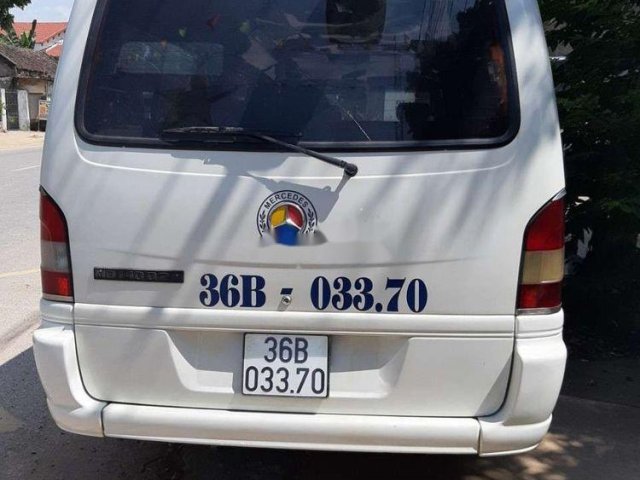 Cần bán Mercedes MB 2004, màu trắng, nhập khẩu nguyên chiếc0