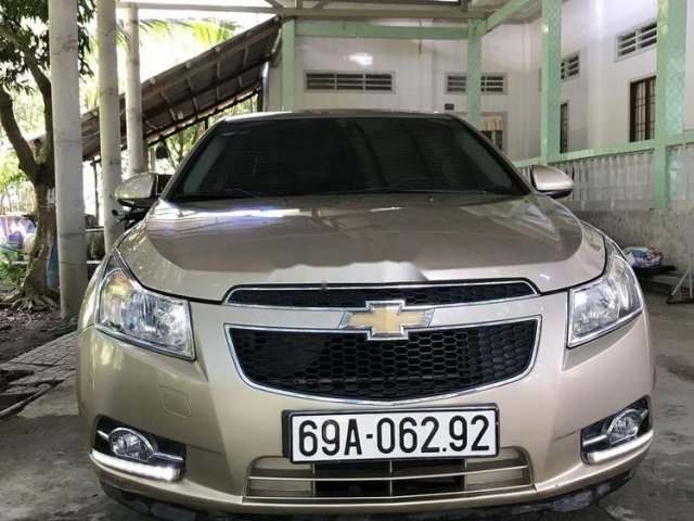 Cần bán xe Chevrolet Cruze năm sản xuất 2010, nhập khẩu nguyên chiếc còn mới