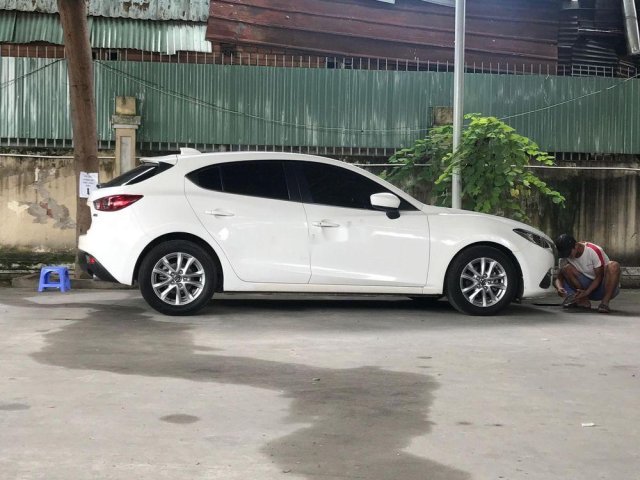 Bán Mazda 3 đời 2015, màu trắng, xe nhập  0