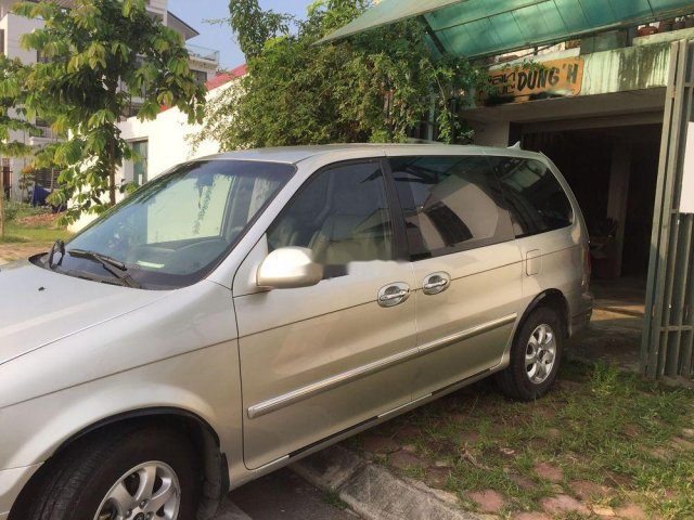 Bán Kia Carnival 2009, màu kem (be), nhập khẩu nguyên chiếc còn mới, 255tr