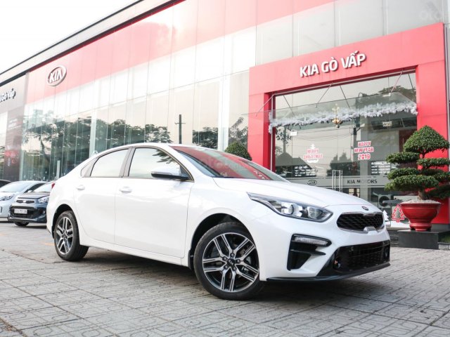 Cerato 2019 Luxury, giảm 20 triệu, tặng phụ kiện0