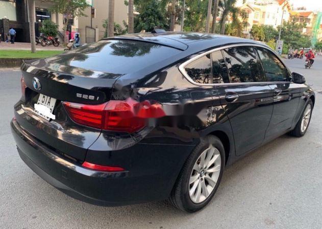 Xe BMW 5 Series sản xuất 2015, màu đen còn mới