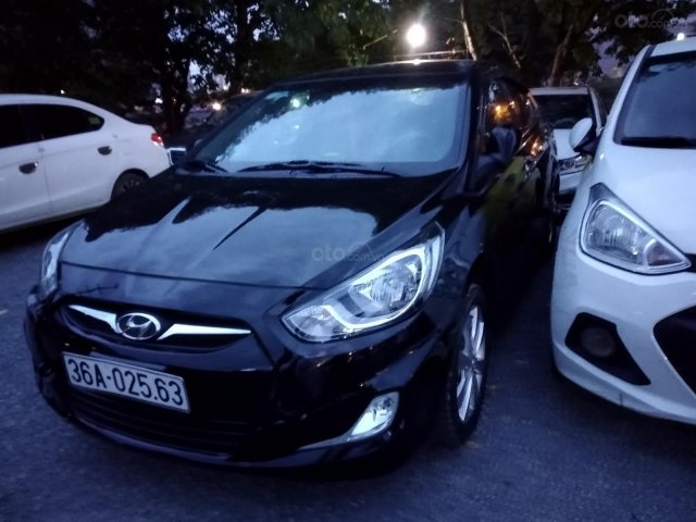 Cần bán Hyundai Accent đời 2012, nhập khẩu nguyên chiếc