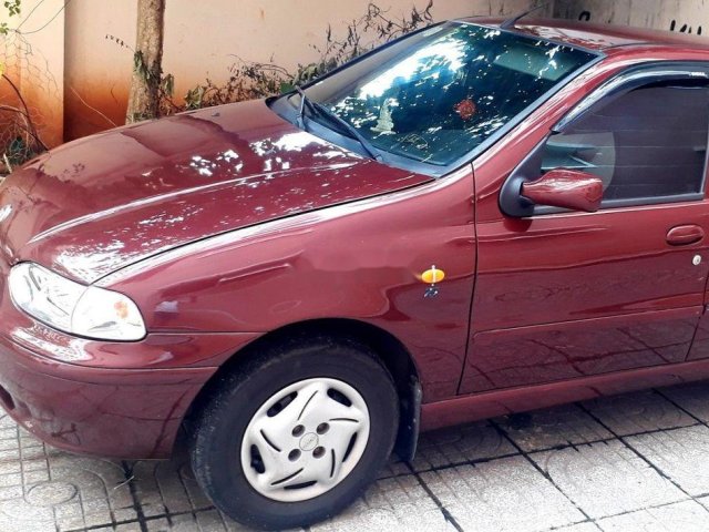 Cần bán Fiat Siena sản xuất năm 2003, màu đỏ, nhập khẩu 