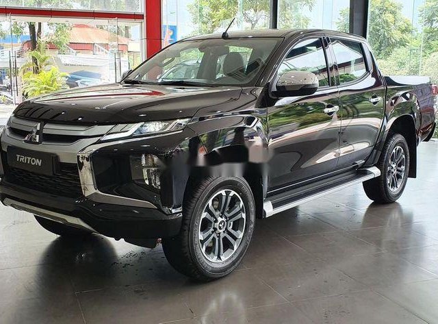 Bán xe Mitsubishi Triton đời 2019, màu đen, nhập khẩu nguyên chiếc0