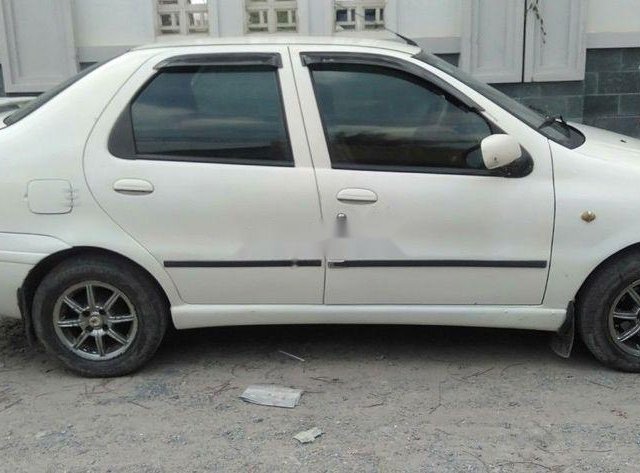 Bán Fiat Siena 1.3 năm 2001, màu trắng, giá tốt0