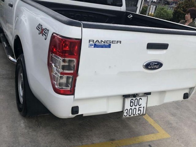 Cần bán Ford Ranger MT 2016, màu trắng, nhập khẩu nguyên chiếc giá cạnh tranh0