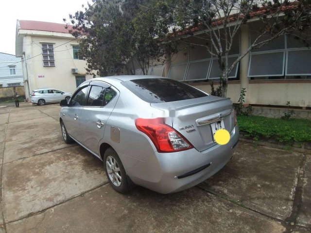 Bán Nissan Sunny đời 2015, màu bạc, nhập khẩu nguyên chiếc