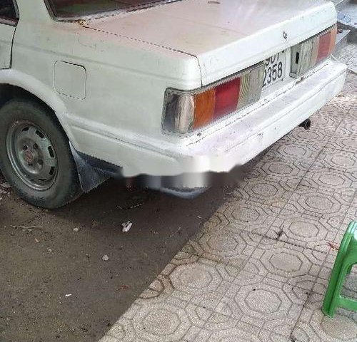 Bán Nissan Bluebird 1990, màu trắng, nhập khẩu0