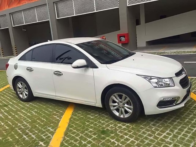 Bán Chevrolet Cruze đời 2016, màu trắng, xe gia đình