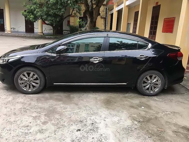 Bán Kia Cerato năm sản xuất 2016, màu đen, số sàn 0