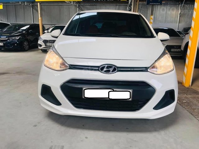 Bán Hyundai Grand i10 đời 2017, số sàn 1.2, bản base, màu trắng, xe nhập, 338tr