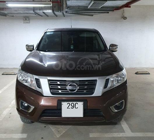 Bán xe Nissan Navara NP300 số sàn