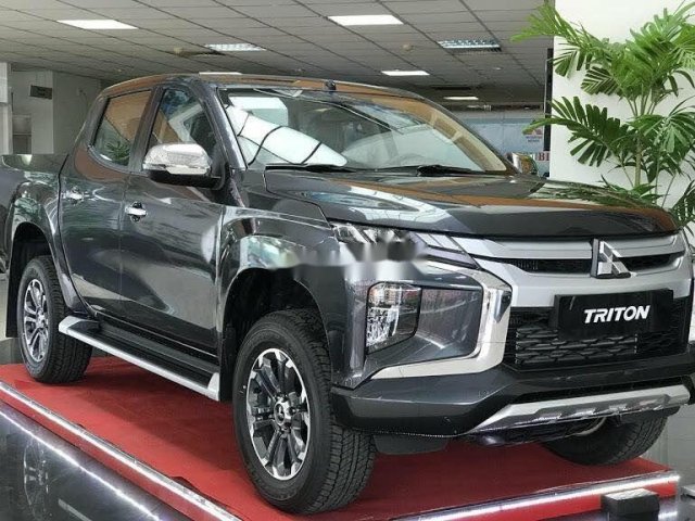 Bán xe Mitsubishi Triton sản xuất năm 2019, màu xám, xe nhập