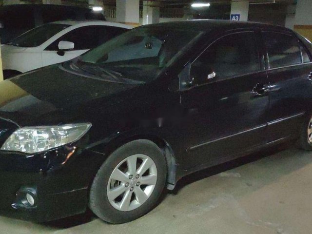 Bán Toyota Corolla Altis năm sản xuất 2014, màu đen như mới0