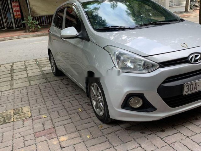 Cần bán Hyundai Grand i10 sản xuất năm 2014, màu bạc, nhập khẩu chính chủ