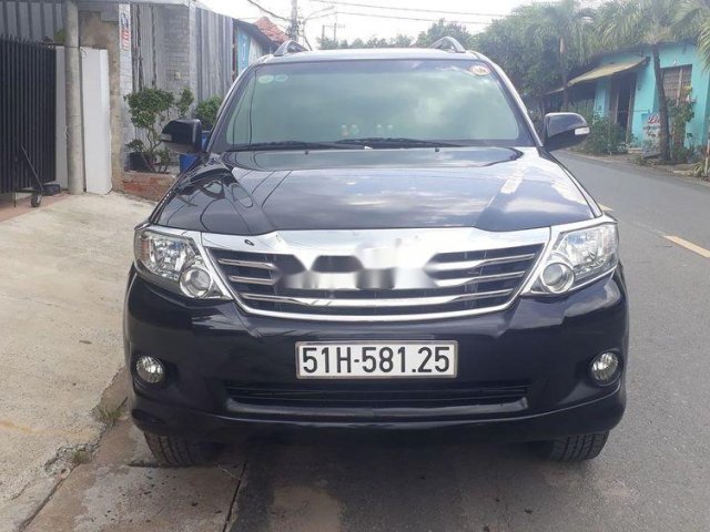 Bán Toyota Fortuner năm 2012, còn mới, giá cạnh tranh