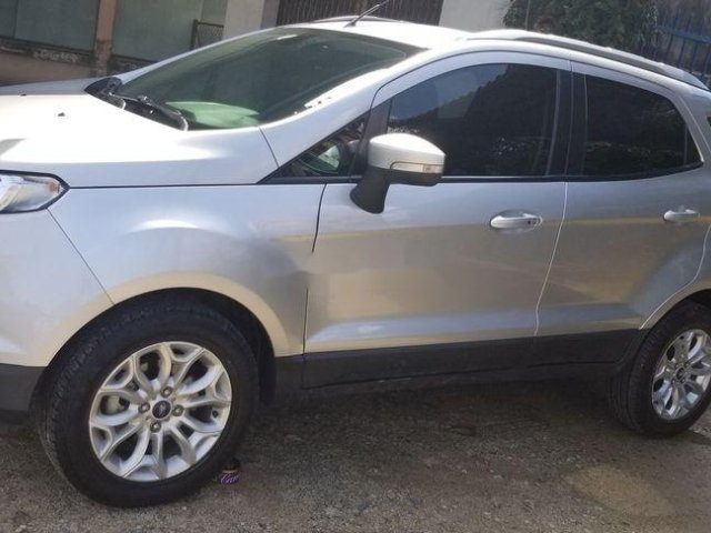 Cần bán Ford Ecosport Titanium đời 2016, nhập khẩu0