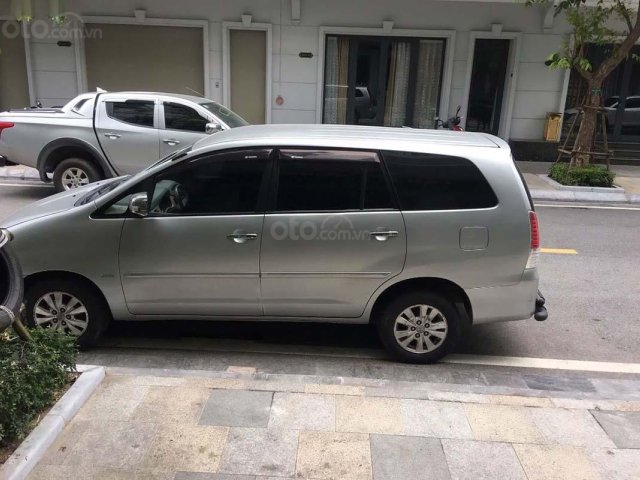 Chính chủ bán ô tô Toyota Innova V năm 2008, màu bạc