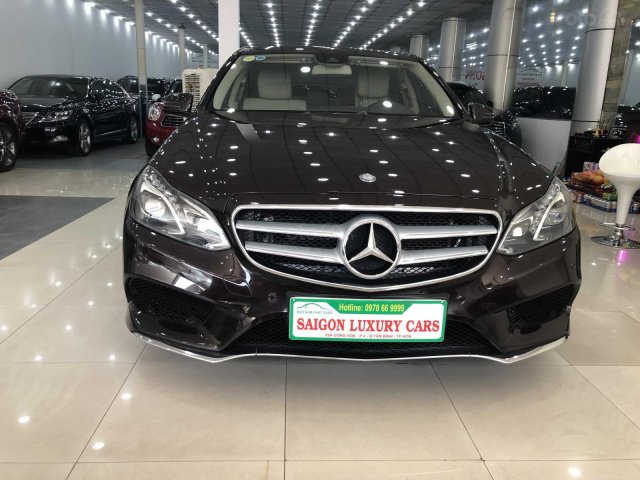 Cần bán Mercedes-Benz E400 AMG ĐKLĐ 2014