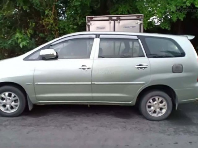 Bán Toyota Innova G năm 2006, màu bạc, số sàn 