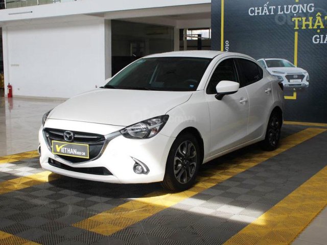 Mazda 2 1.5AT 2016, màu trắng, trả góp 70%, đổi cũ lấy mới0