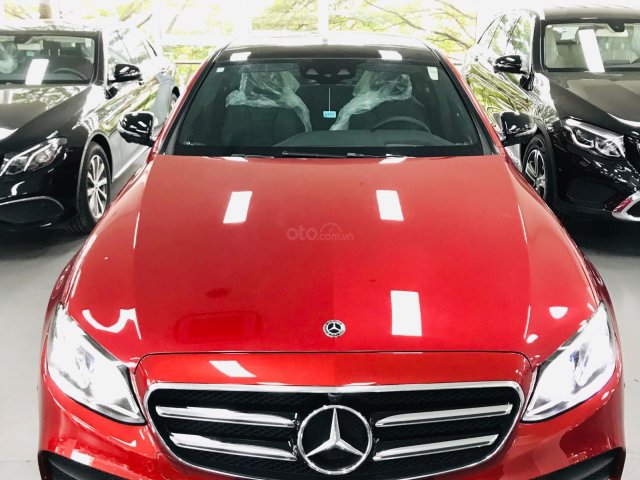 Bán Mercedes E300 AMG - giao ngay giá tốt0