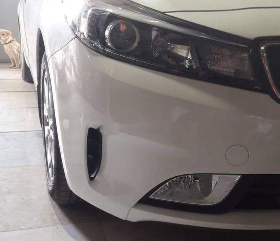 Bán Kia Cerato sản xuất năm 2017, màu trắng