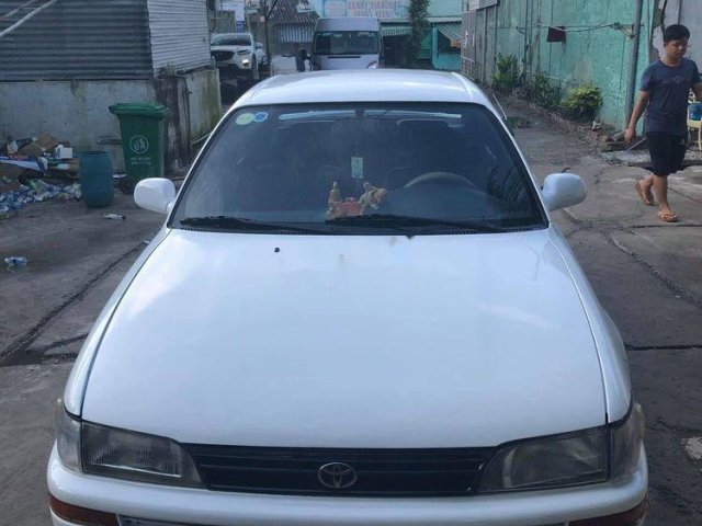 Cần bán xe Toyota Corolla đời 1993, màu trắng, xe nhập, giá 92tr