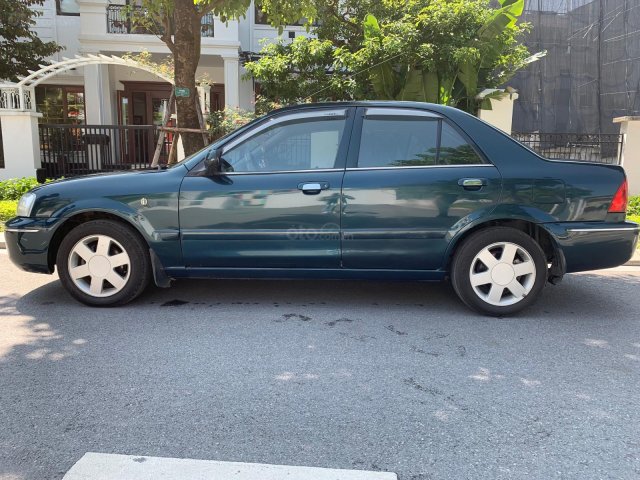 Cần bán Ford Laser năm sản xuất 2003