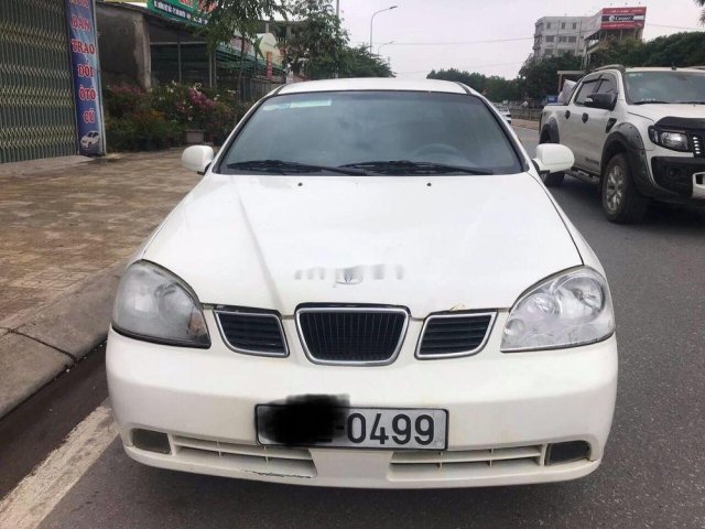 Bán xe Daewoo Lacetti đời 2005, màu trắng, nhập khẩu, giá tốt